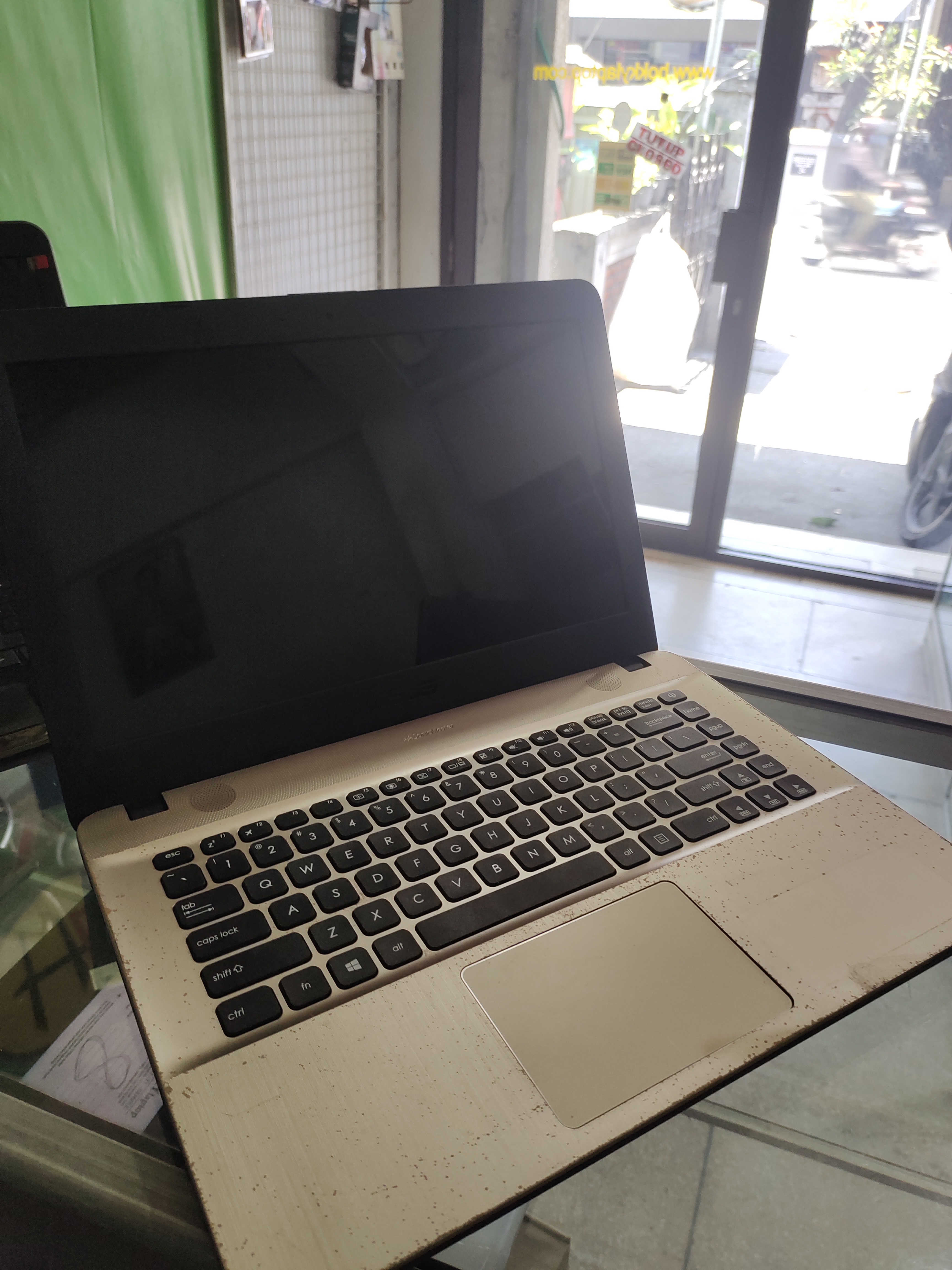 Jual lap6 Asus x441